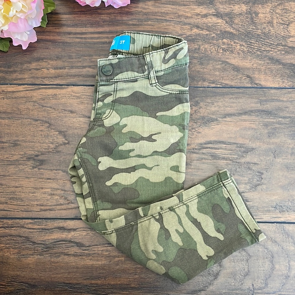 The cutest Camouflage jeggins